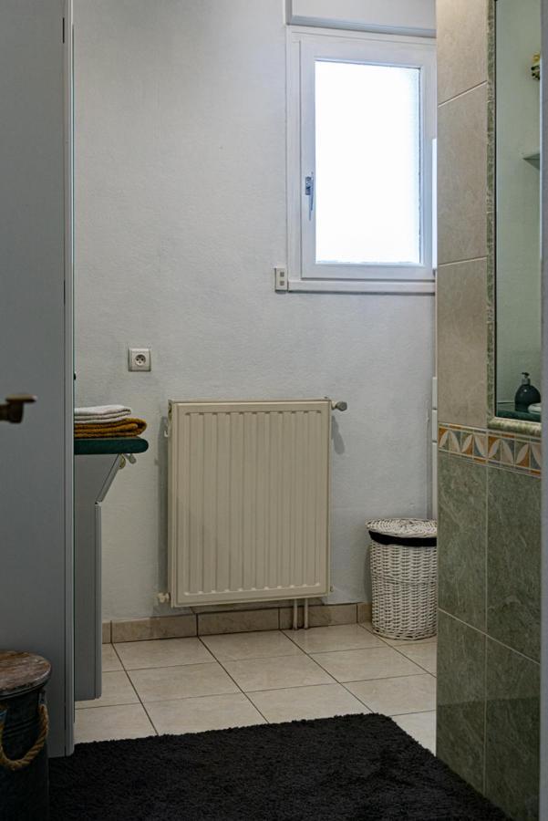 Chambres D Hotes Les Papillons Évron Buitenkant foto